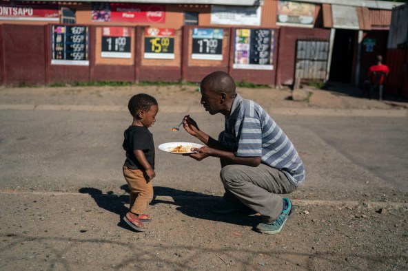merlin_188669736_68c466e0-109e-4325-aec3-1e8d73a9232f-superJumbo